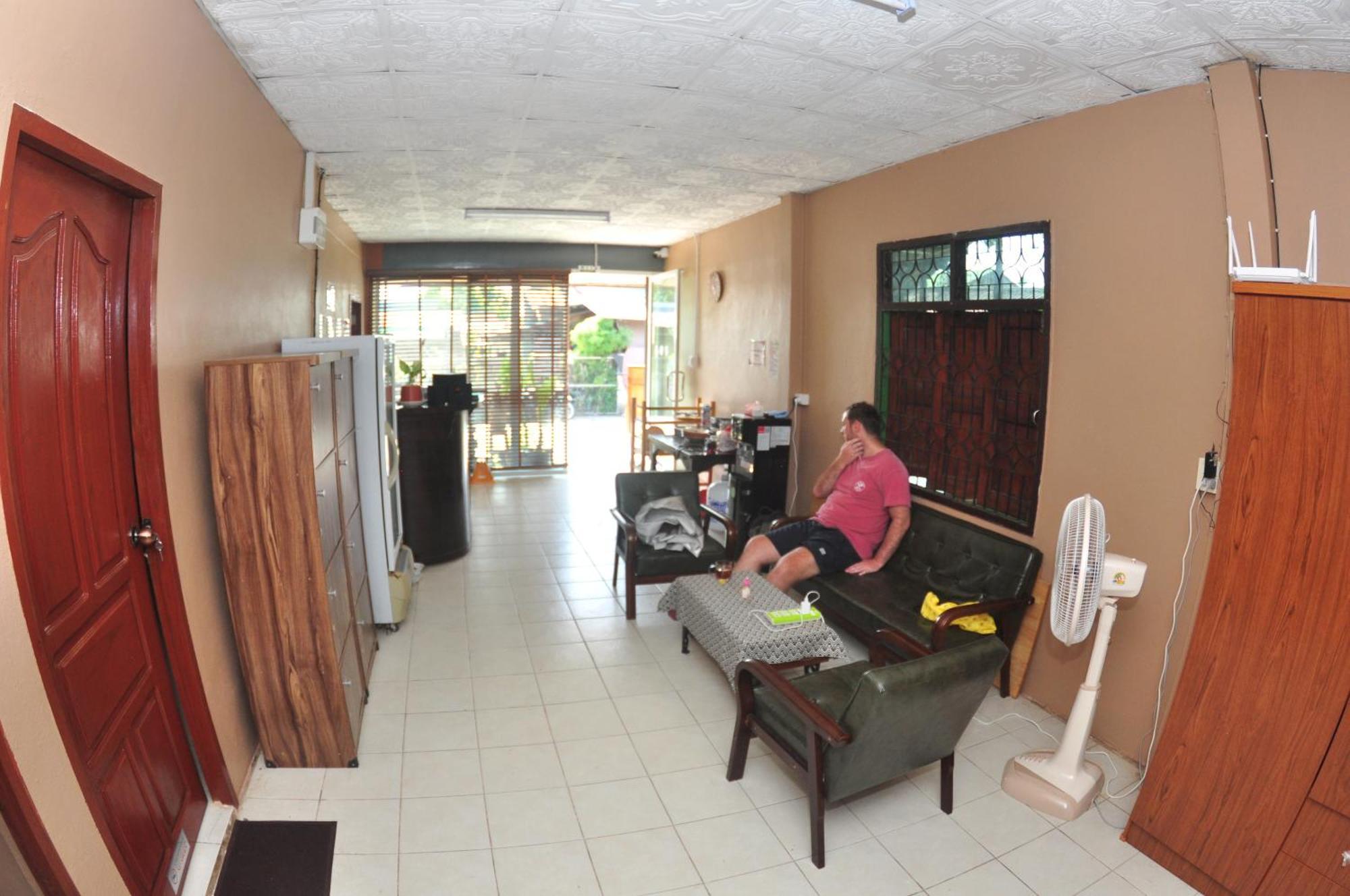 Sharky'S Hostel Pai Esterno foto